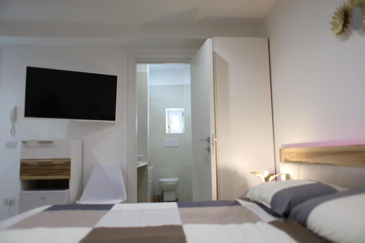 Civico Sedici Suite & Spa Алтамура Екстериор снимка